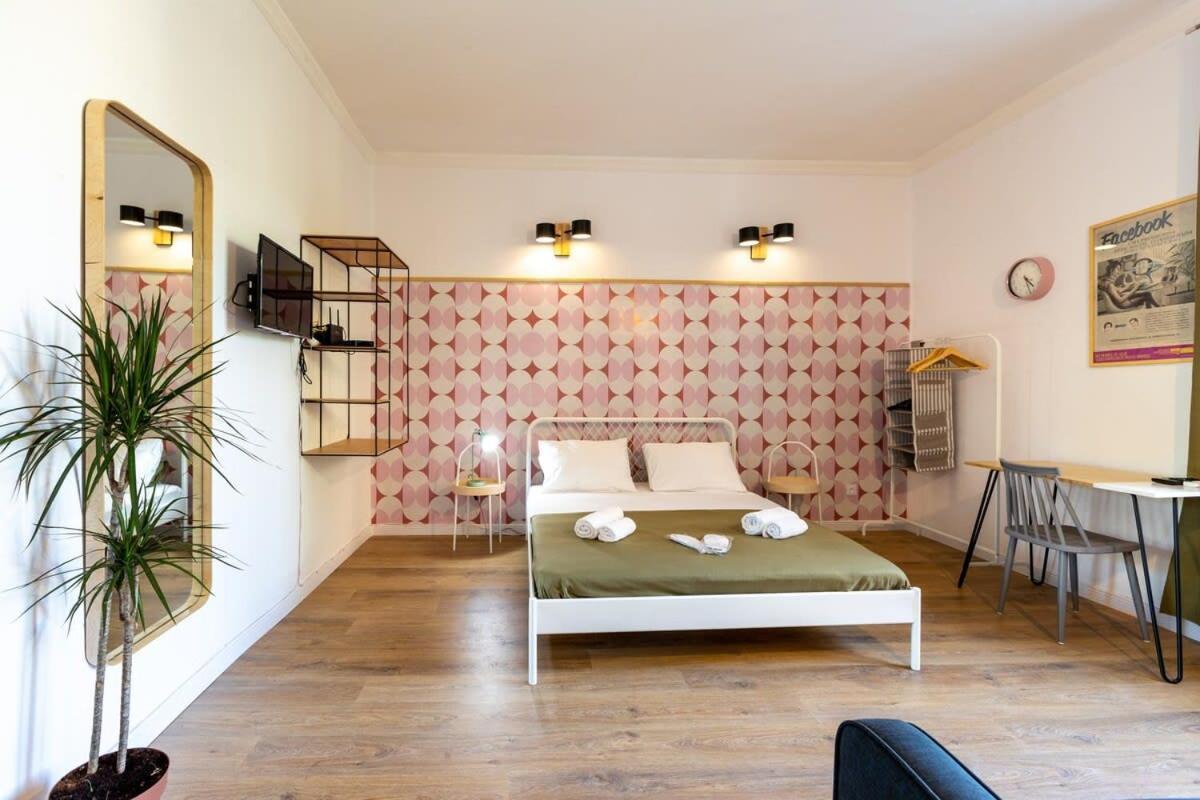 Central Vera Studio - Ideal For 3 - By Wehost Tbilisi Luaran gambar